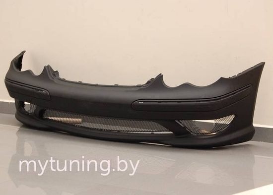 Передний бампер C32 AMG для Mercedes C W203