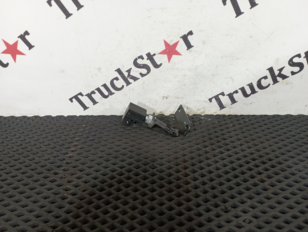 Датчик стоп-сигнала 2023г