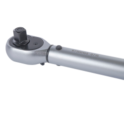 Ключ динамометрический 1/2" 40-200 Нм, 72 зуба, с оптической шкалой, в кейсе L=490мм ARNEZI R7300105