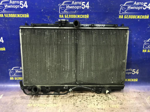 Радиатор двигателя Honda INSPIRE 1998-2003