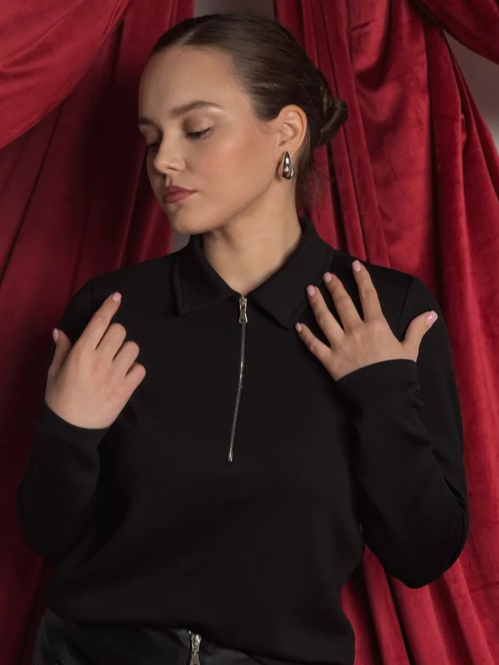 Поло с длинным рукавом на молнии