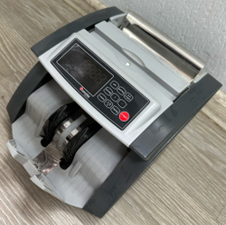 Счетчик банкнот Cassida 5550 UV