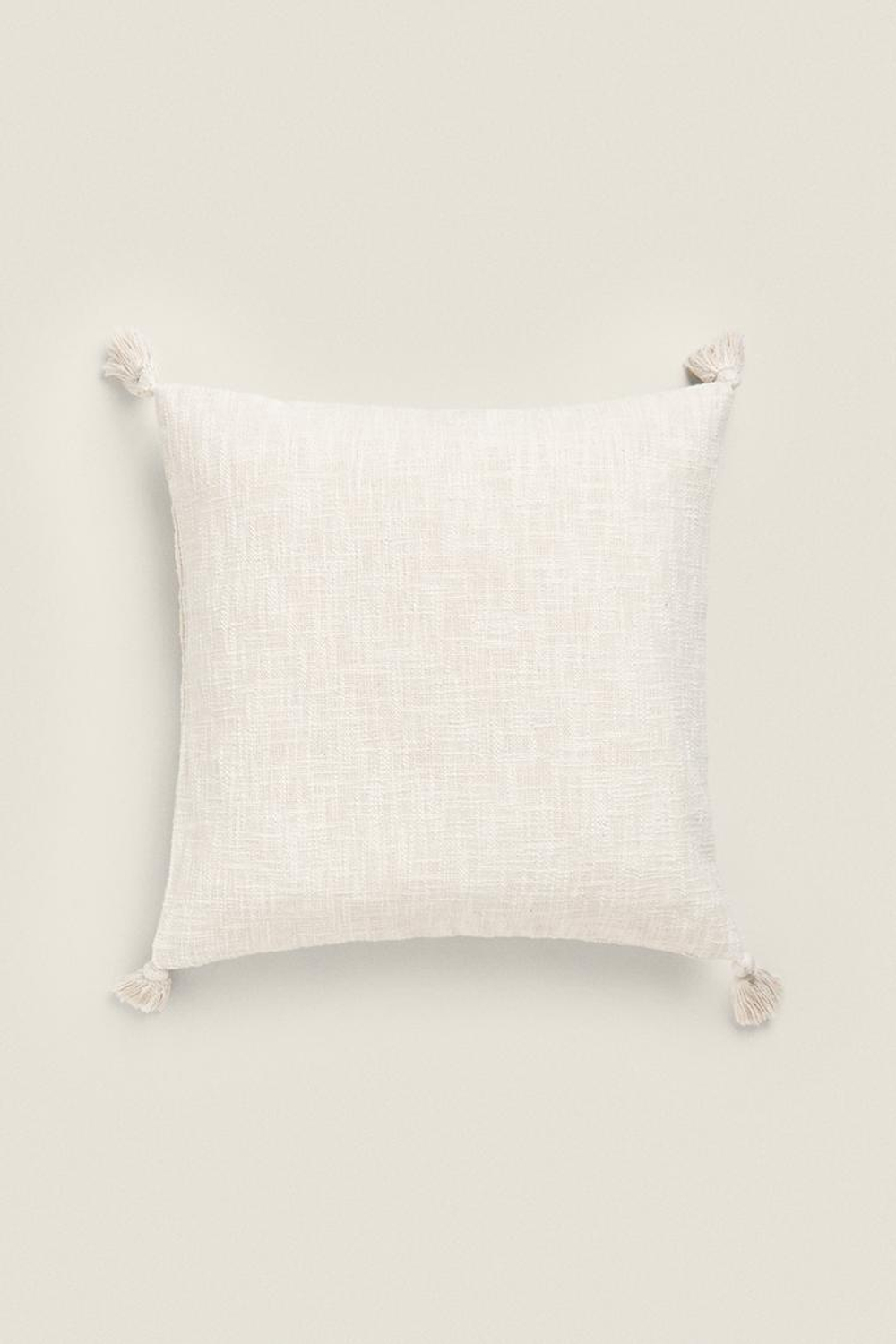 ZARA HOME ЧЕХОЛ ДЛЯ ДЕКОРАТИВНОЙ ПОДУШКИ С ВЫШИВКОЙ И КИСТОЧКАМИ ПО КРАЯМ, РОЗОВЫЙ