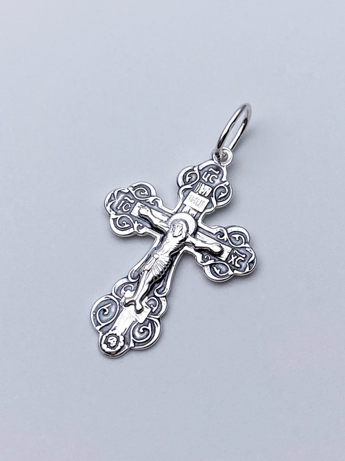 Крест из серебра/Частичное чернение/С подвижным ухом