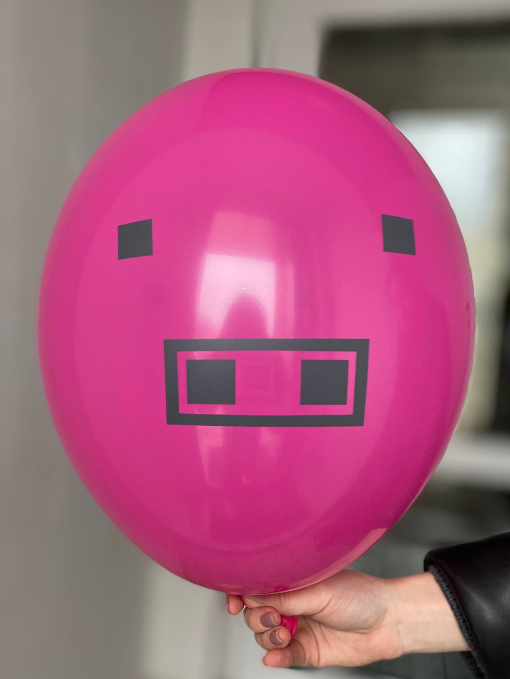 Воздушный шар с рисунком Майнкрафт/пиксели/видео игра 35см ПАЛИТРА №4351