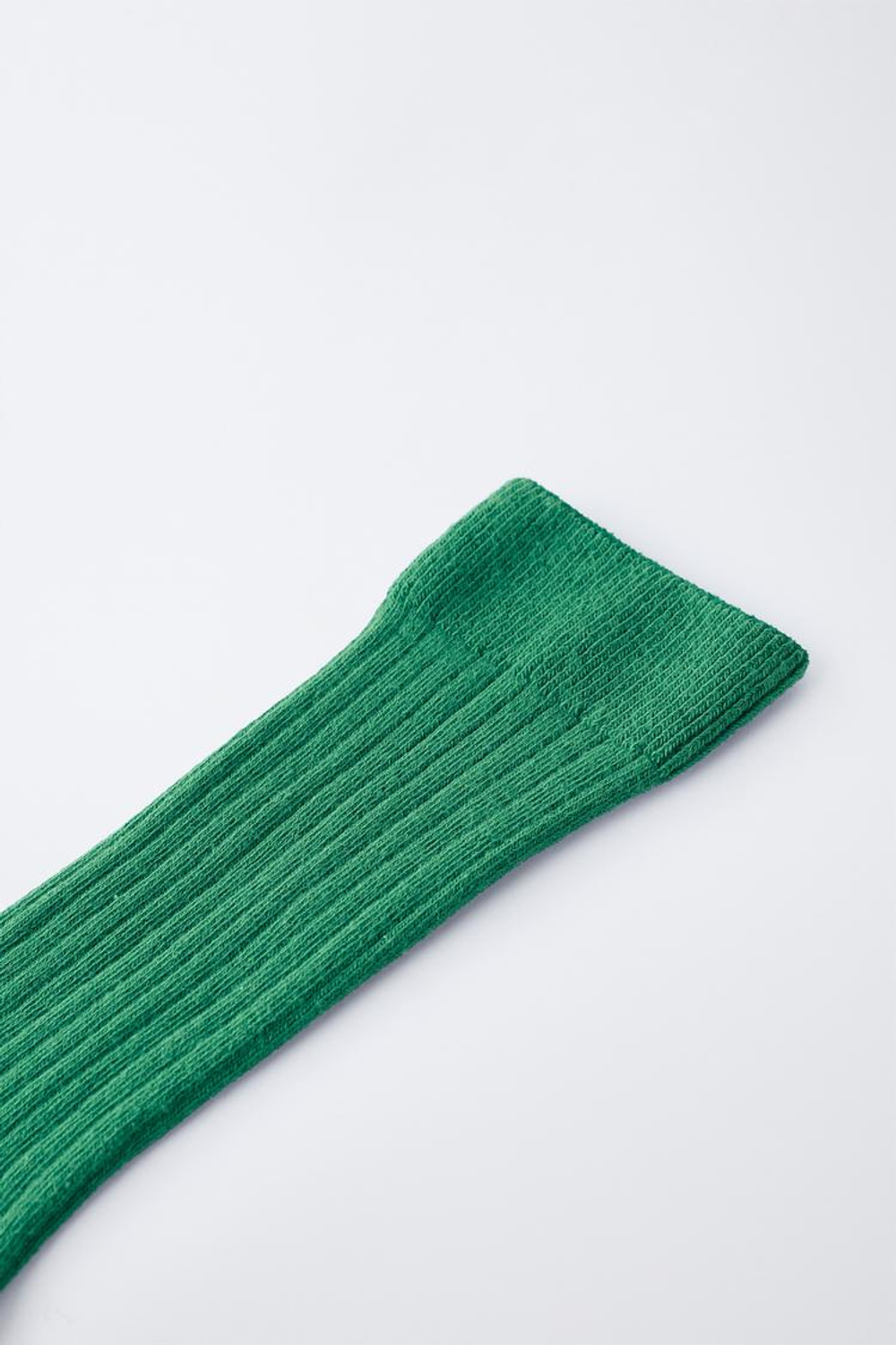 ZARA ДЛИННЫЕ НОСКИ В РУБЧИК, ЗЕЛЕНЫЙ