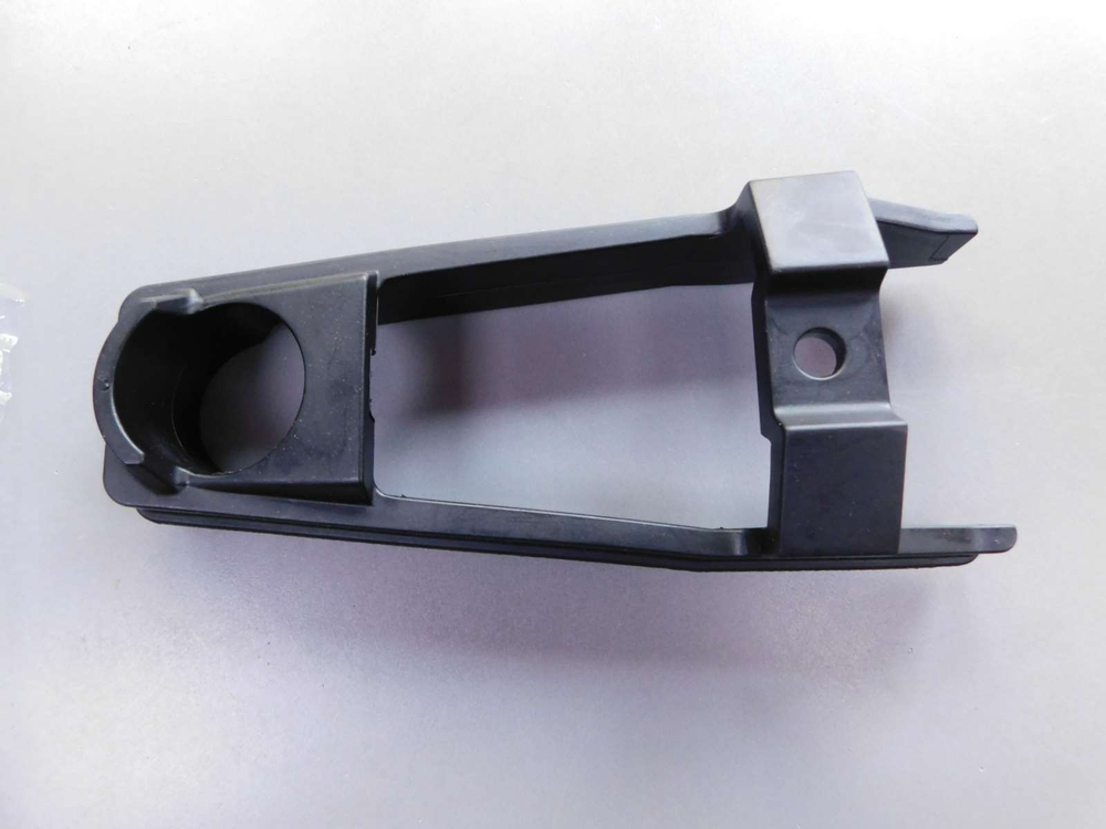 слайдер приводной цепи Suzuki DL650 V-Strom 04-17 61273-27G01-000