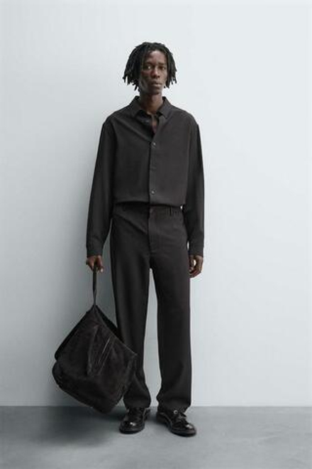 ZARA БРЮКИ RELAXED FIT ИЗ СТРУЯЩЕЙСЯ ТКАНИ, ЧЕРНЫЙ