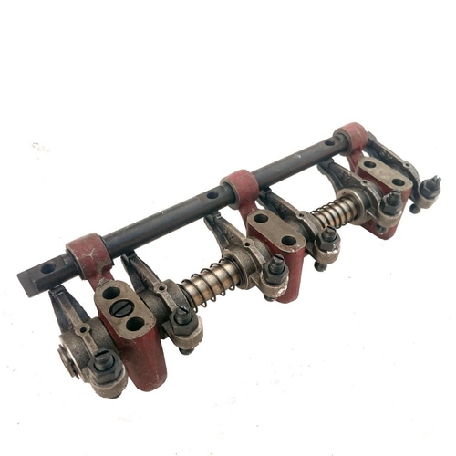 Ось коромысел в сборе KM385