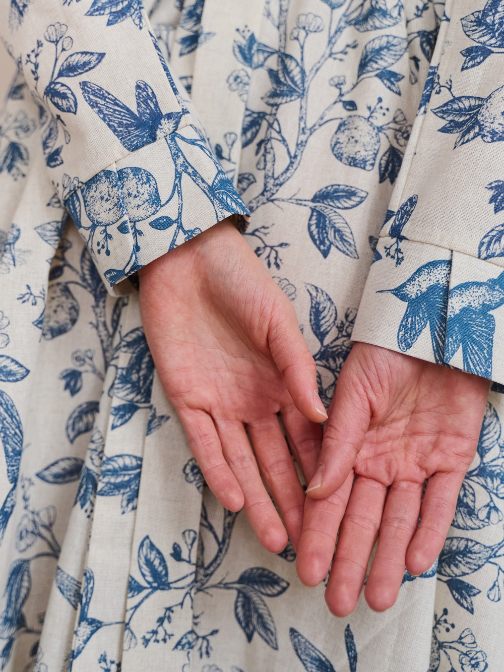 Платье с вшитой манишкой