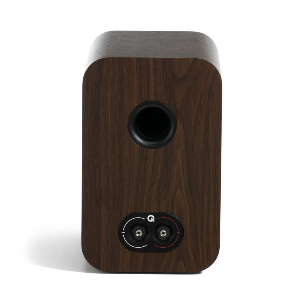 Полочная акустика Q-Acoustics Q 3030c (QA3336) Claro Walnut