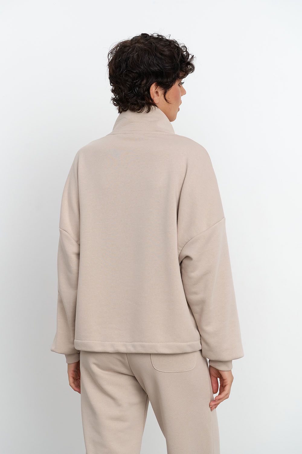 Олимпийка на молнии из премиум футера серо-бежевого цвета