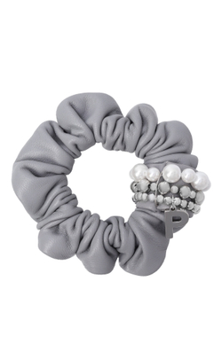 Кожаная резинка серого цвета