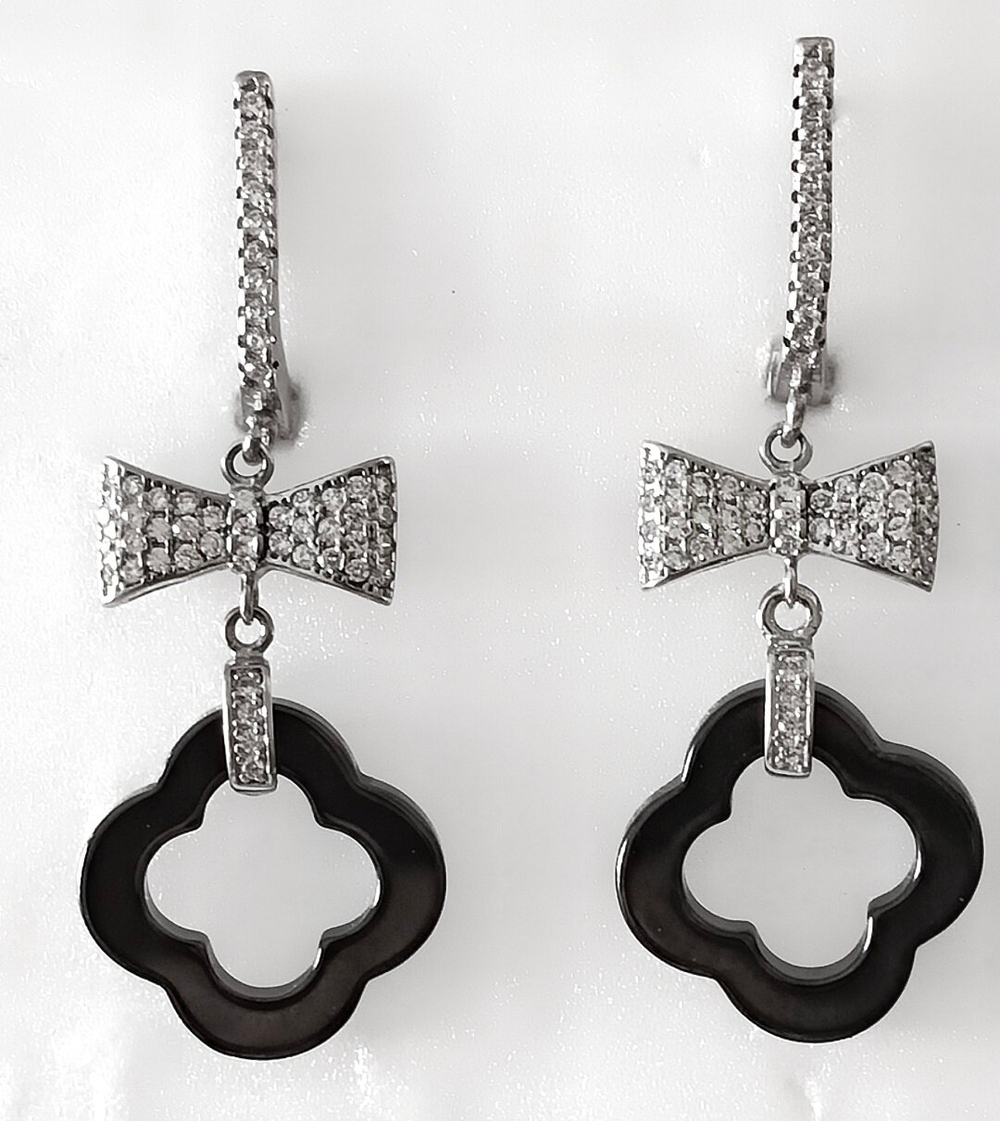 Ювелирные серьги из серебра от бренда "Эстерелла"