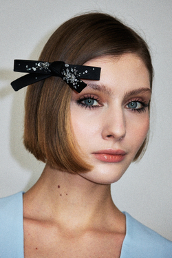 Бант "Стрекоза" S с мерцающим декором