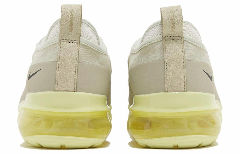 Кроссовки Nike Vapormax Moc Roam