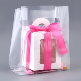 Пакет под кулич/торт/бенто с вырубной ручкой. (Дно 15х15см)