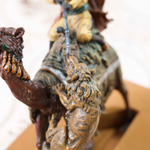 Кабинетная скульптура «Араб, отражающий атаку льва»