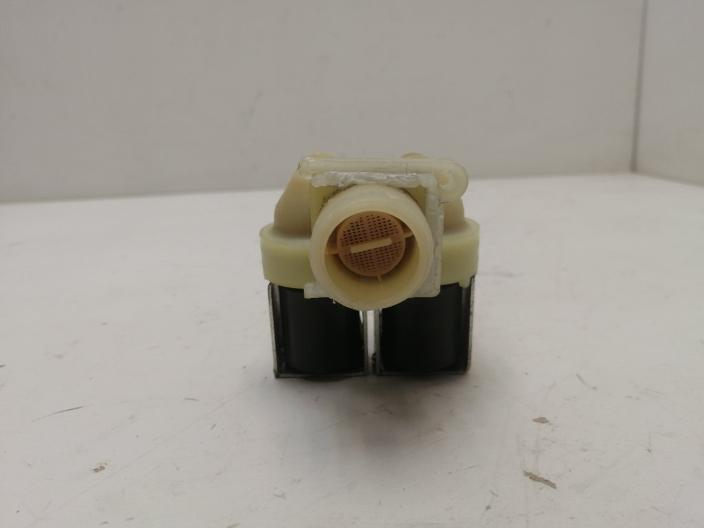 ZWS687 кт94 Клапан подачи воды для стиральной машины Zanussi ZWS687 б/у