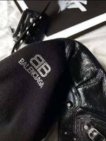 Кофта Balenciaga