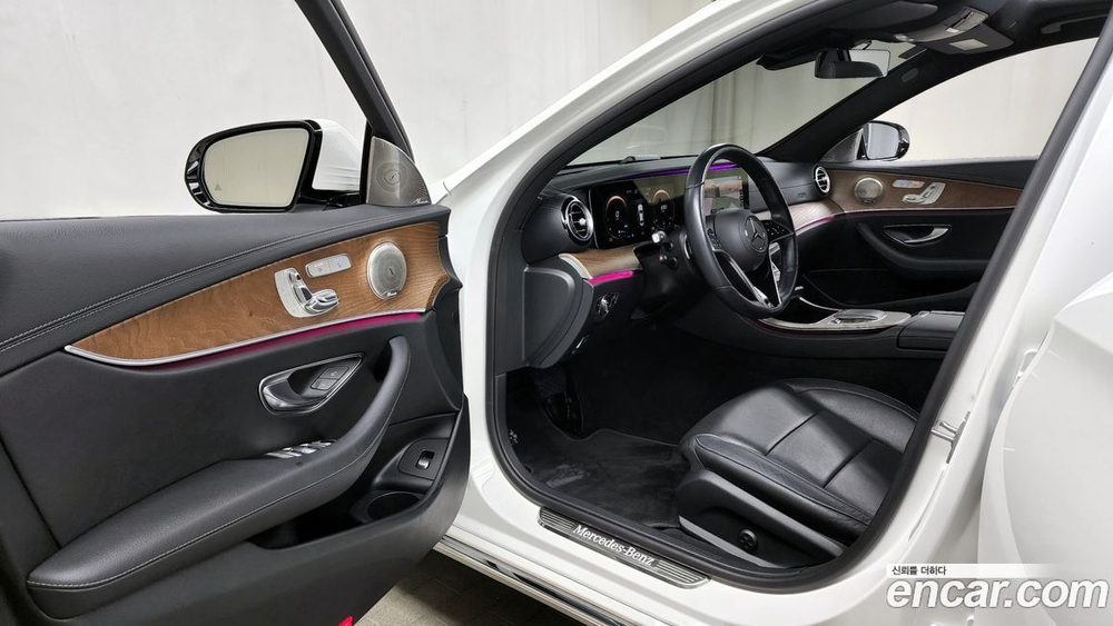 Mercedes-Benz E-Class W213 E250 Exclusive (11.2020)