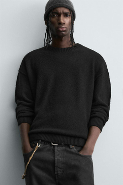 ZARA СВИТЕР С РЕЛЬЕФНЫМИ ШВАМИ, ЧЕРНЫЙ