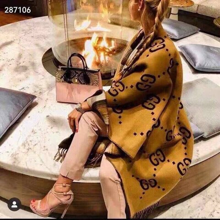 Палантин Gucci