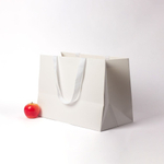 Пакет бумажный, 45x32x24, белый матовый, с вклееной ручкой