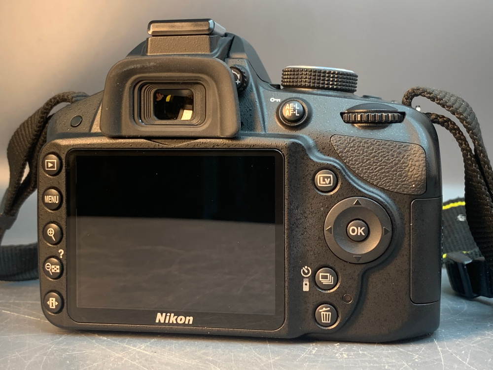 Nikon d3200 Kit 18-55 780 кадров