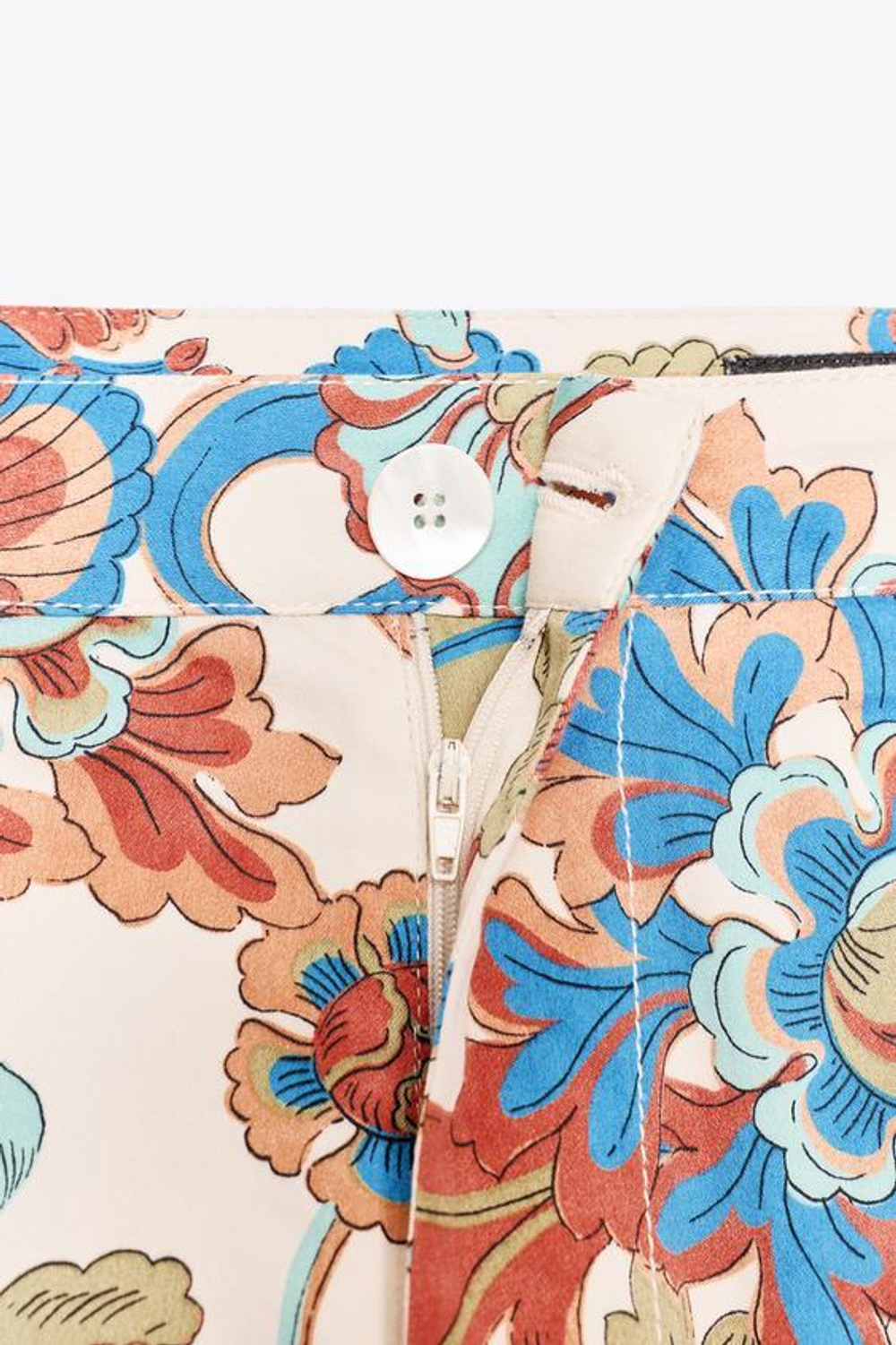 ZARA УКОРОЧЕННЫЕ РАСКЛЕШЕННЫЕ БРЮКИ С ЦВЕТОЧНЫМ ПРИНТОМ ZW COLLECTION, РАЗНОЦВЕТНЫЙ