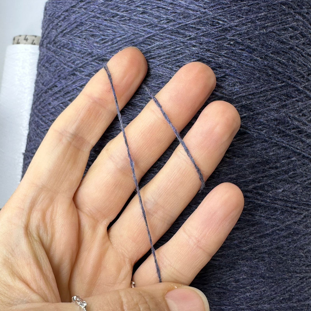 NINETYFIVE-REV - Filpucci; 95% кашемир, 5% меринос; 1400м/100гр; col. 220 Panse, цвет: джинсовый меланж;