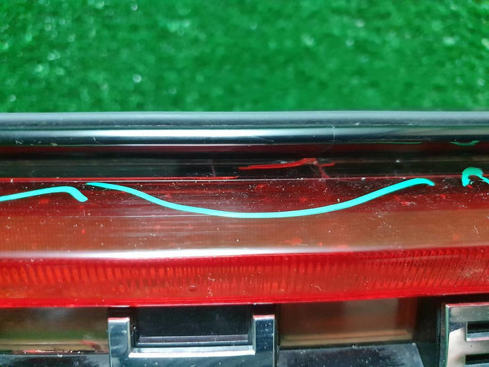 Фонарь крышки багажника Porsche Macan 95b (2018-2021)