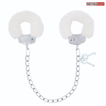 Белые меховые оковы на сцепке с ключиками (Цвет: белый)