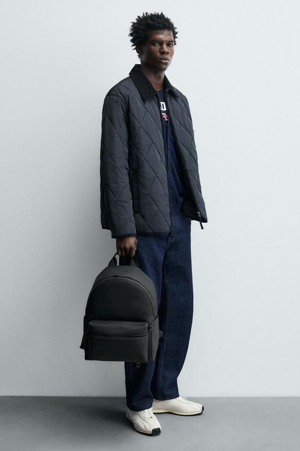 ZARA ПРОРЕЗИНЕННЫЙ РЮКЗАК, ЧЕРНЫЙ