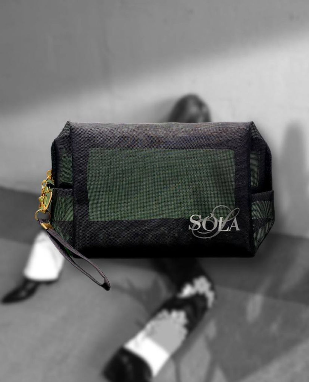 photo_5348414171621998734_y