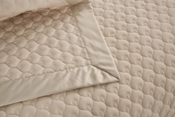 Покрывало 230х250 и 2 наволочки 50х70 Sofi De MarkO Роксалана Крем