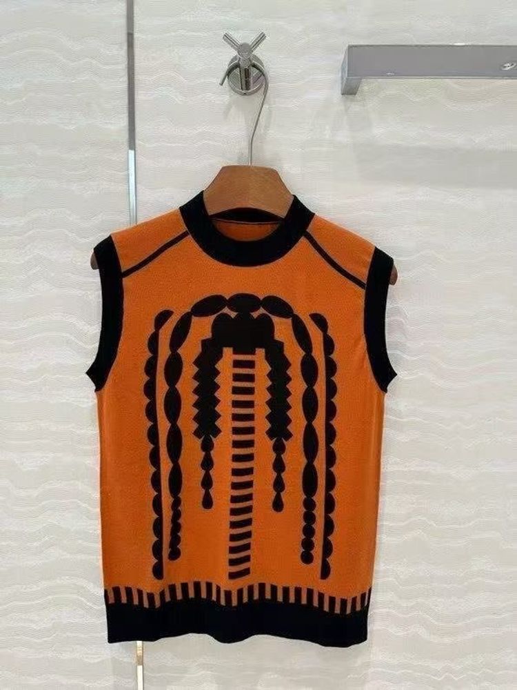 Жилет CHANEL