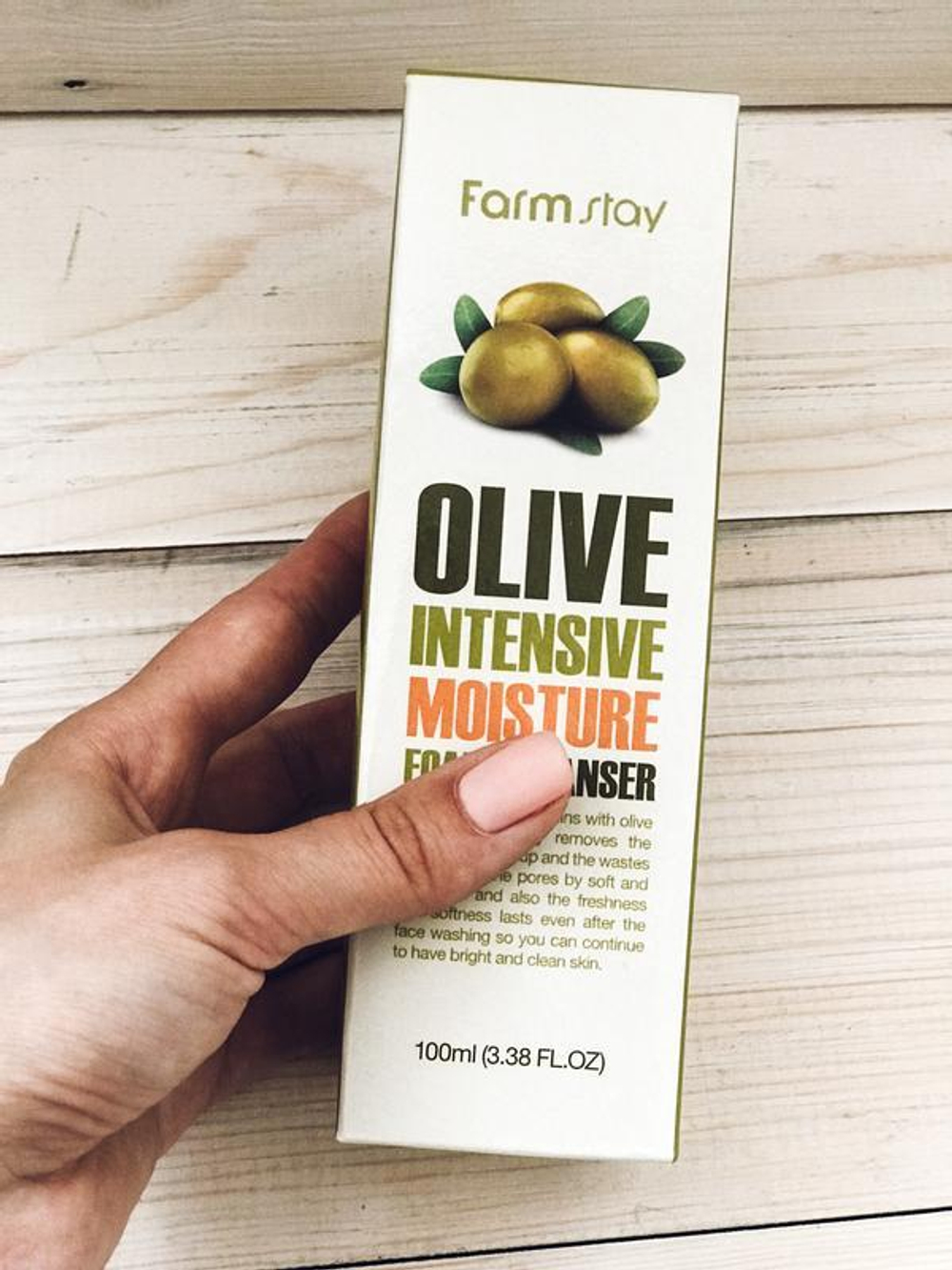 FarmStay. Очищающая увлажняющая пенка с экстрактом оливы Olive Intensive Moisture Foam Cleanser