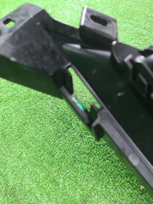 Решетка переднего бампера Geely Coolray (19-24)