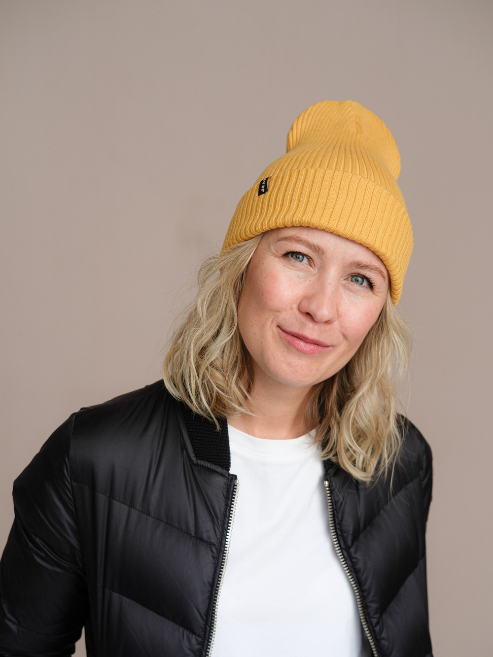 Шапка вязаная весенняя/осенняя МУЛА (Медовый)