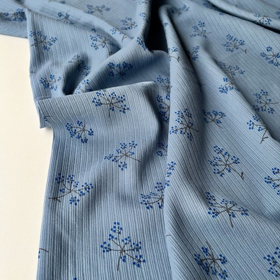 Фактурный хлопок Незабудки на синем фоне