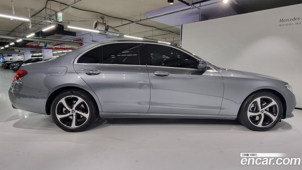 Mercedes-Benz E-Class W213 E250 Avangarde (08.2020)