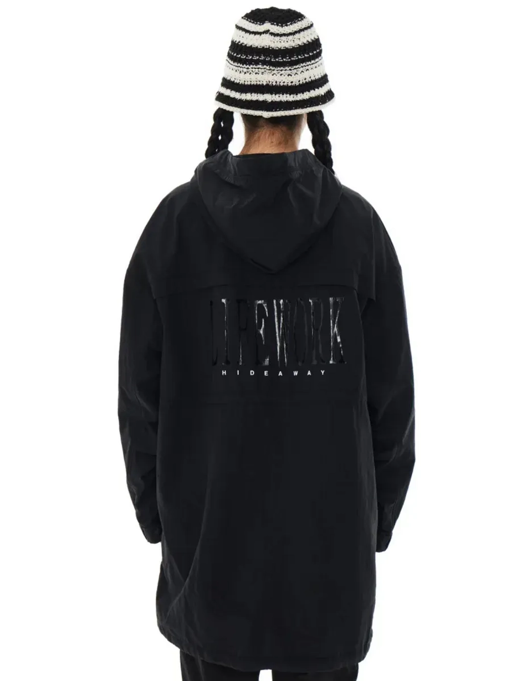 Удлиненная ветровка с капюшоном