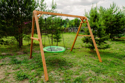 Деревянные качели с трапецией и качелями гнездо Свиби