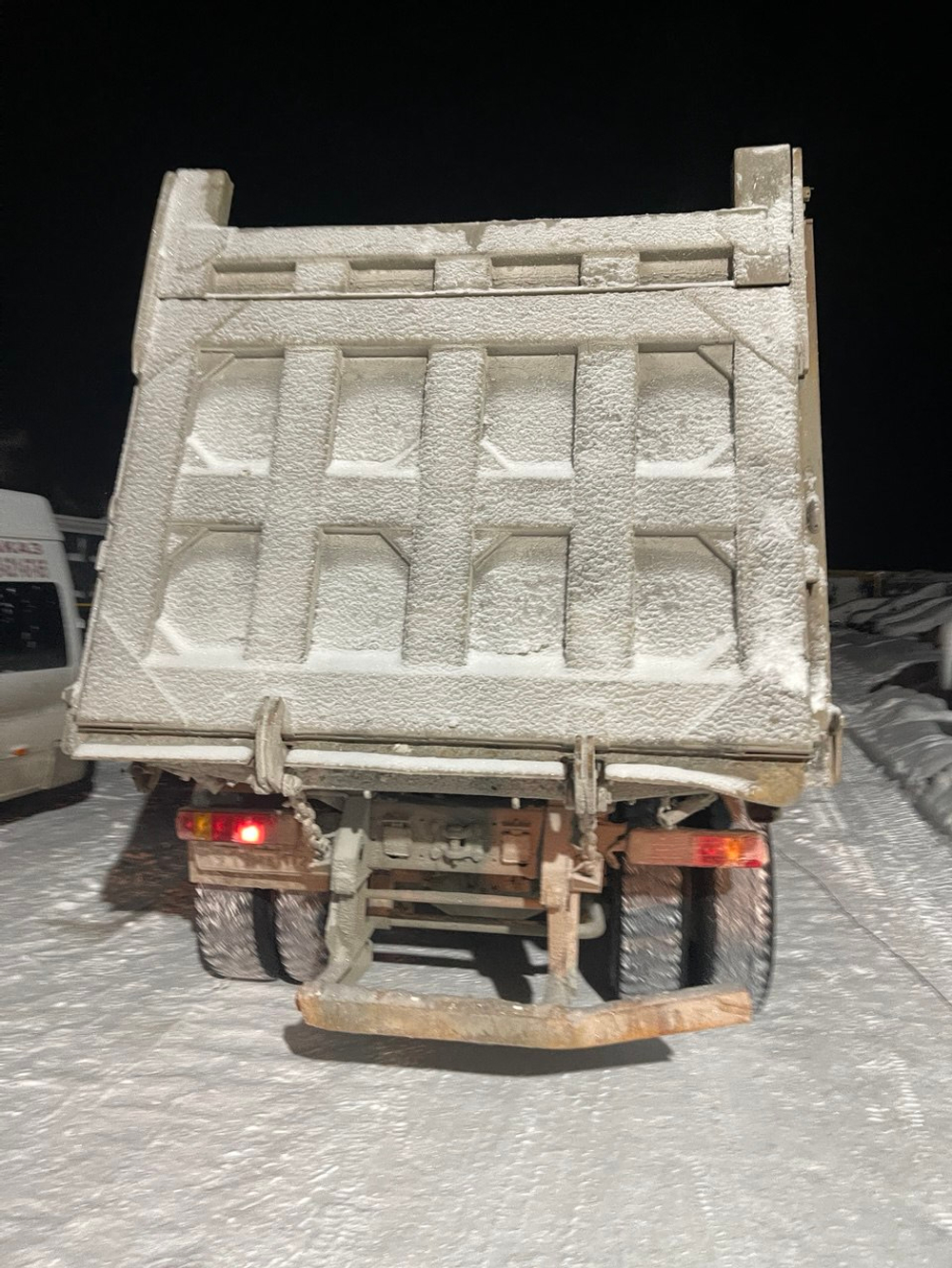 Howo ZZ* 8x4 Самосвал ZZ3407S3867E (Дизель, 9,7 л, 373 л.с, МТ)