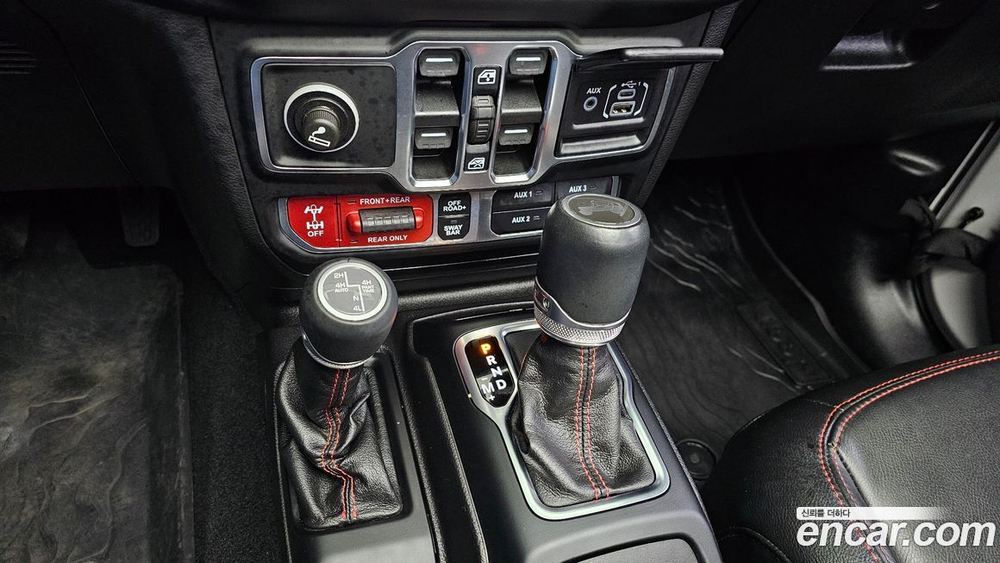 Jeep Wrangler (JL) 2.0 Rubicon Power Top 4 двери (03.2021)