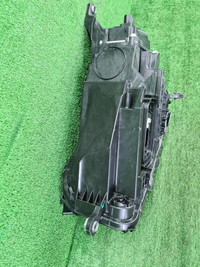 Фара правая Mercedes GLE V167 (2018-2024) LED
