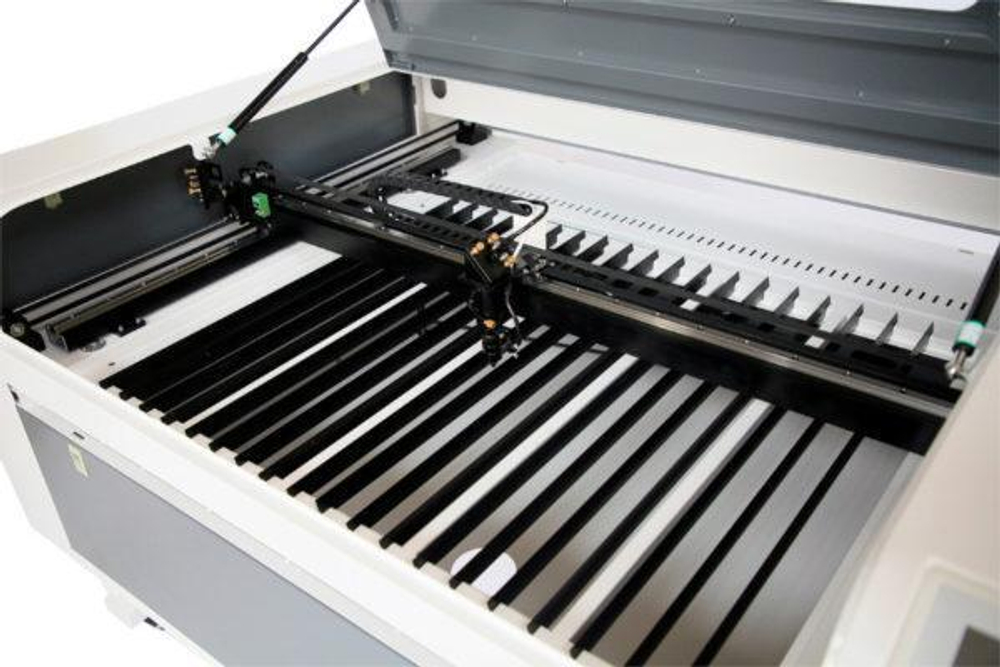 Лазерный станок с ЧПУ Laser Start