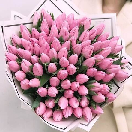 Букет из розовых тюльпанов "Pink tulips"