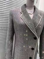 Женское асимметричное пальто Saint Laurent с камнями и заклепками